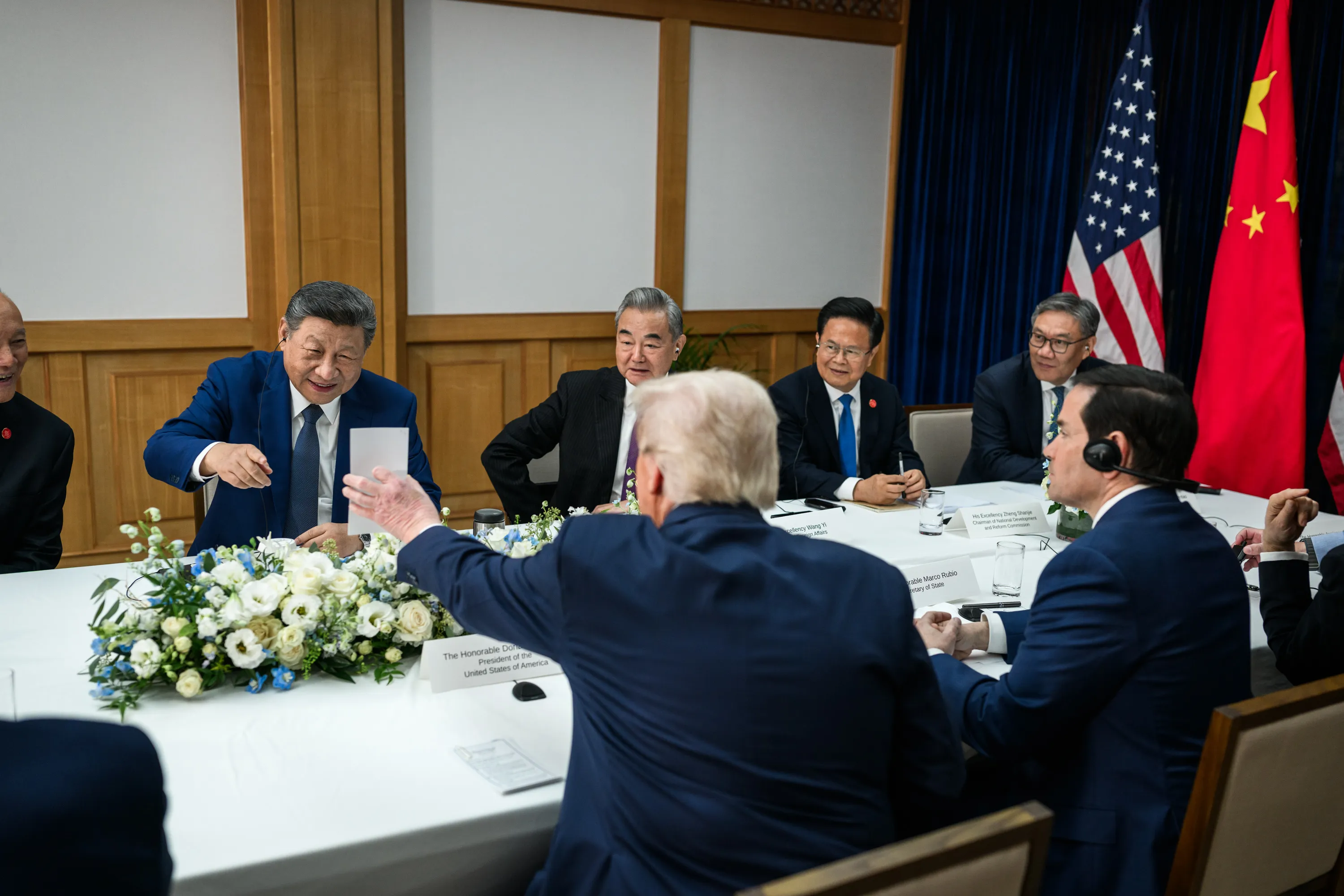 Trump-Xi Summit Signals America’s Middle East Monopoly Is Declining